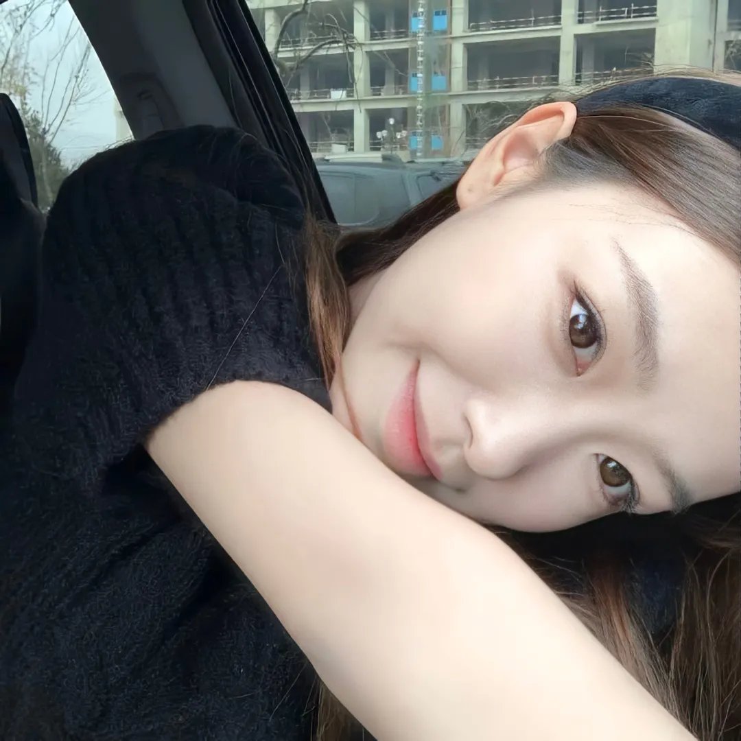 燃火的女孩封面